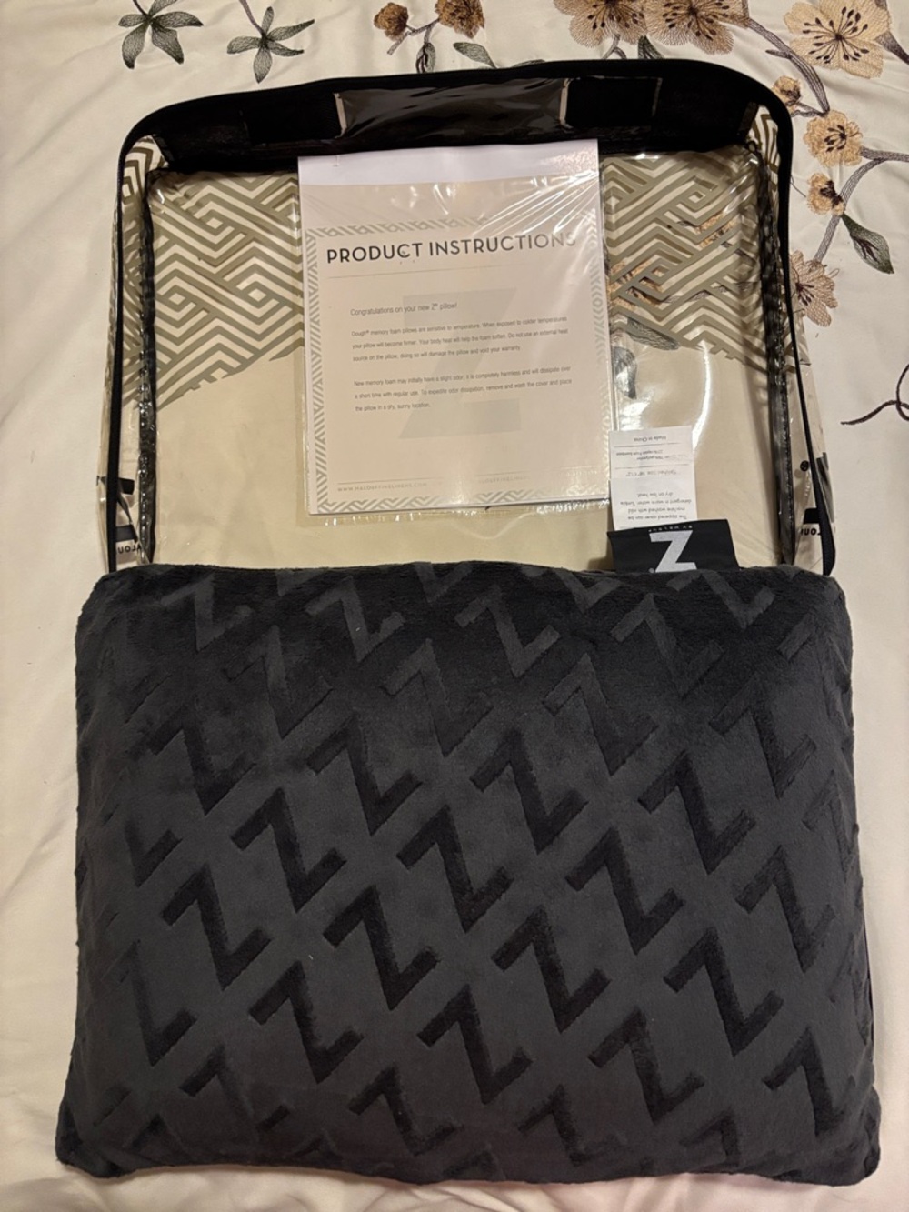 Zoned Dough Calming Lavender Memory Foam Pillow - Black - Picture 2 of 8